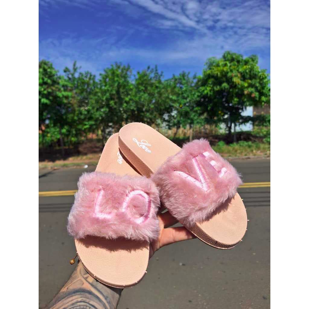 Chinelo Slide Feminino com Pelinhos Papete Peluciada