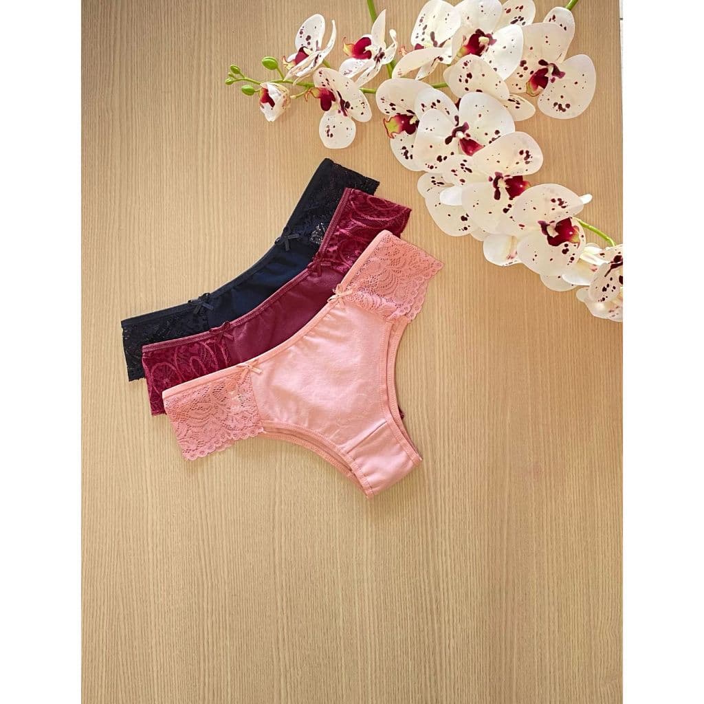 Kit com 10 Calcinhas de Algodão Com Detalhes em Renda