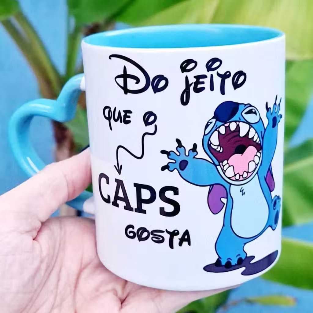 Caneca xícara Copo de Porcelana Cerâmica Personalizada Stitch "Do jeito que o caps gosta" stiti