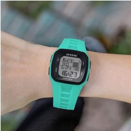 Relógio Digital Esportivo Xufeng à Prova D'Água com Luz Ideal para Surf e Ar Livre 3242