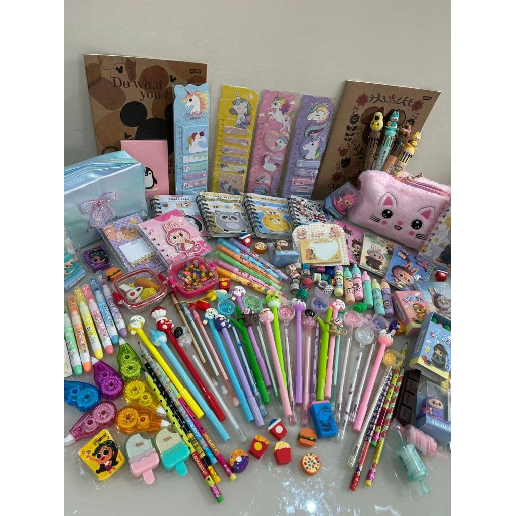 Kit Papelaria Fofa Kawaii caixa com 15 Itens Presente Criativo Marca texto canetas fofas estojo caderno adesivos post it