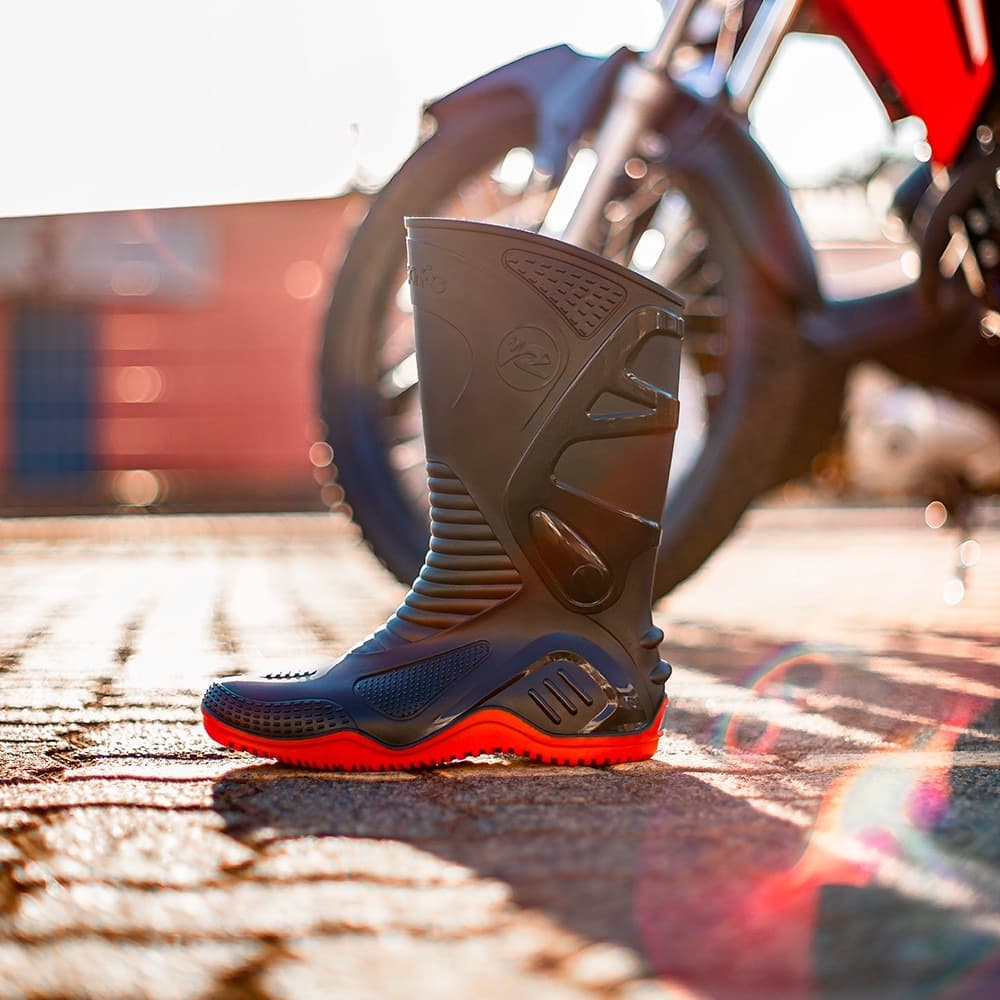 Bota Chuva Motociclista Moto Motoboy Motoqueiro Impermeavel  Resistente Design Moderno Uso dia a dia