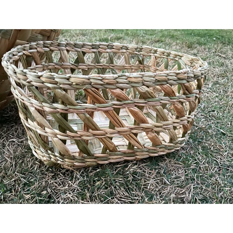 Cesta Oval Vazada Grande em Palha Natural