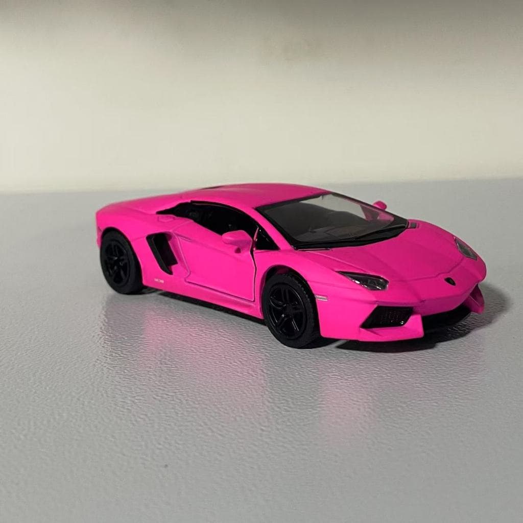 Miniatura Lamborghini Aventador LP700-4 Rosa - Escala 1:38