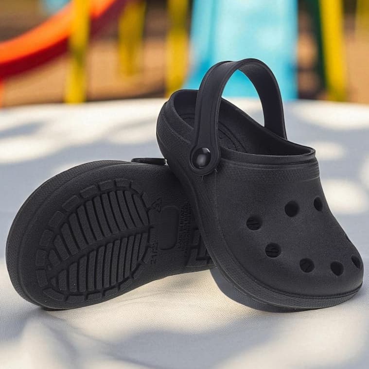 Babuche Infantil Menino Perfuros Confortável Estiloso Leve Antiderrapante Casual Passeio