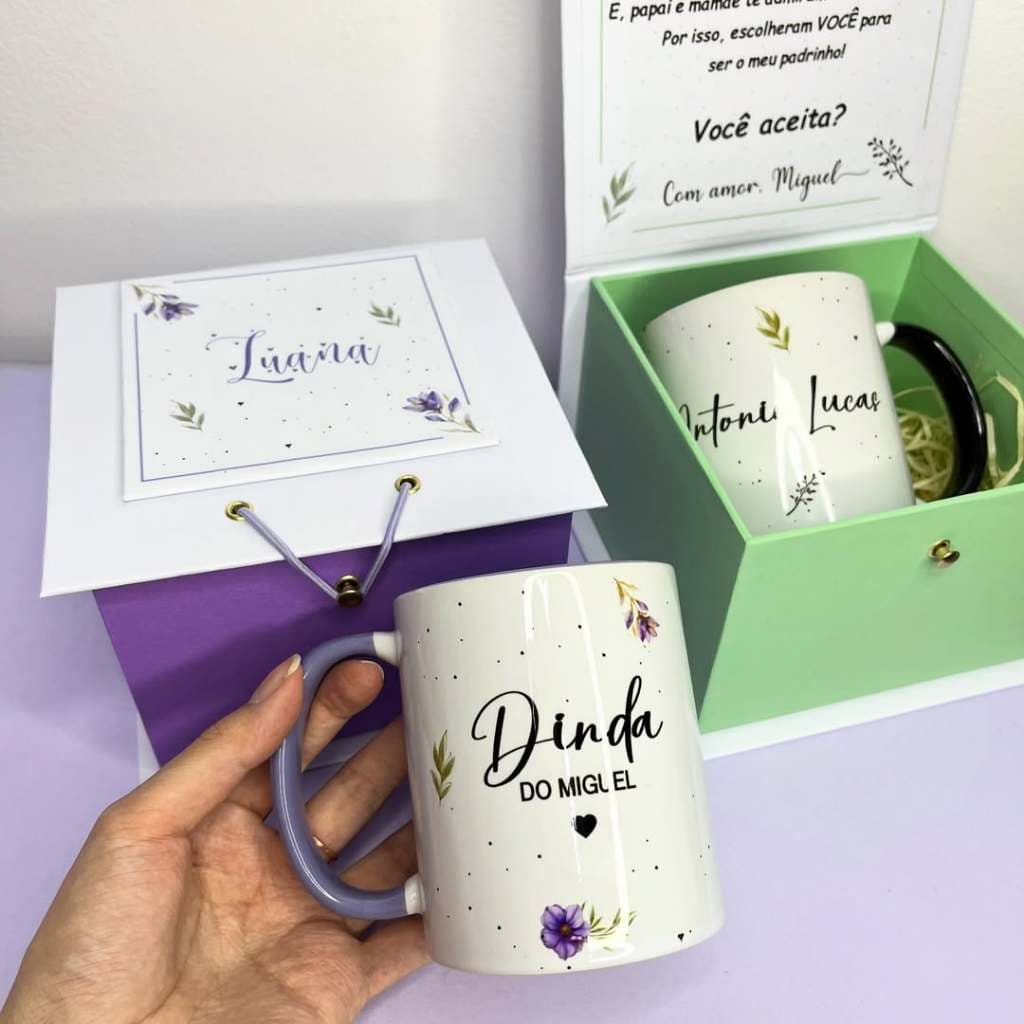 caixa com caneca para convite de padrinhos/madrinhas batizado/batismo/casamento/lilás verde azul com elástico cartonada