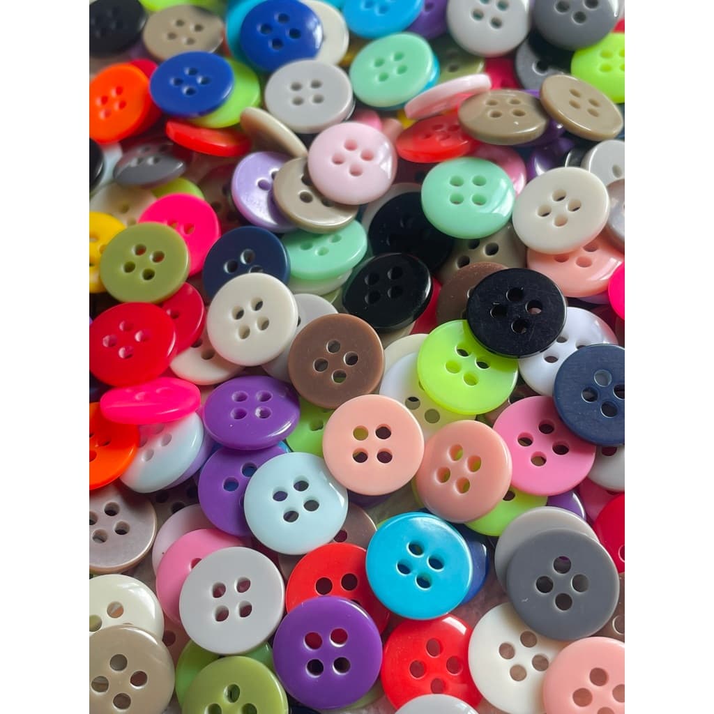 Botão Camisaria Brilhante 4 Furos 01485 – Mix de Cores | 144 Unidades (10mm)