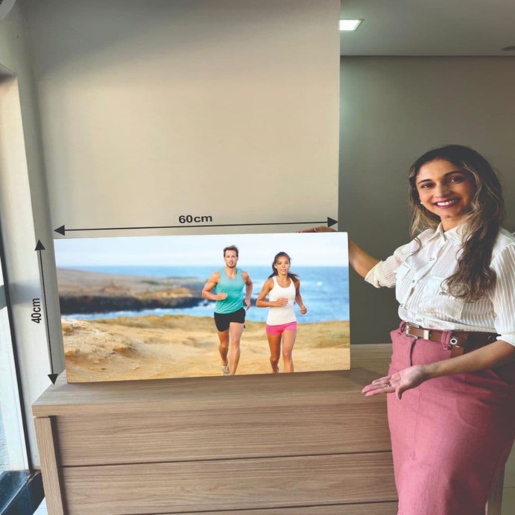 Quadro Decorativo 1 Peça Casal Na Praia Corrida Passeio Saúde