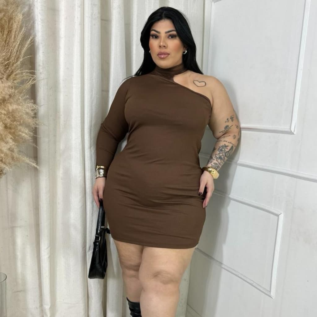 Vestido Tubinho Uma Manga Longa Plus Size Feminino