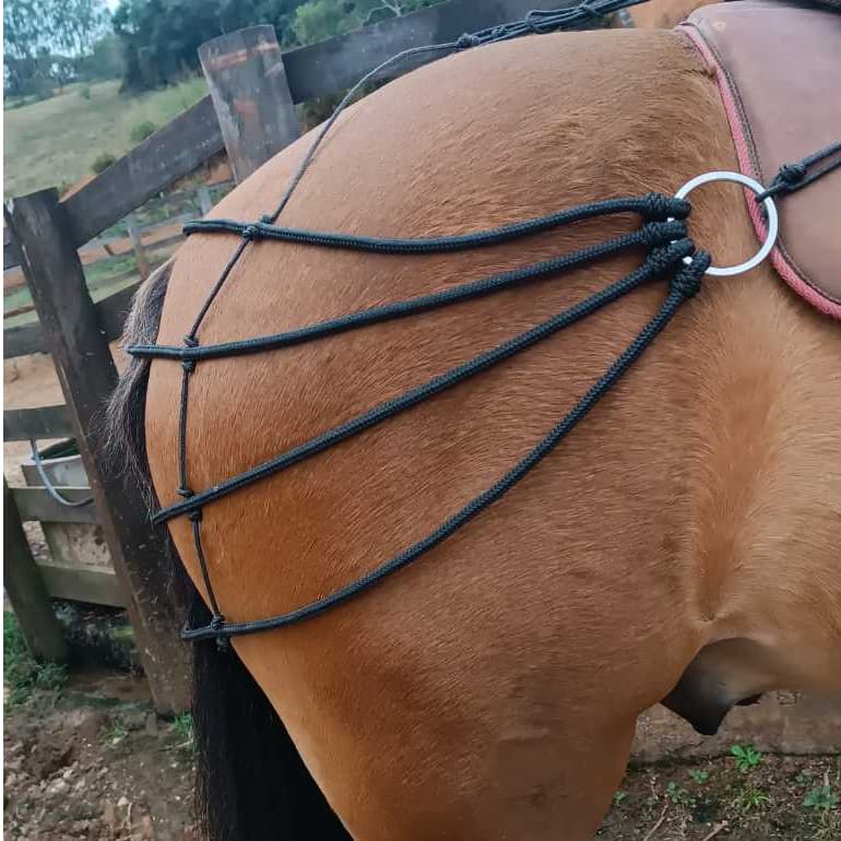 Retranca de garupa de corda argolas inox resistente para equinos