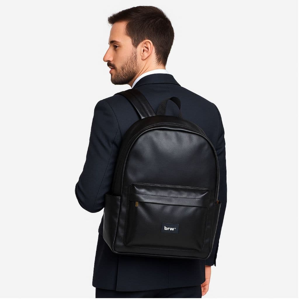 Mochila Unissex PU Preta MC0413 BRW Elegante Executiva Escolar Tipo Couro Moderna e Estilosa