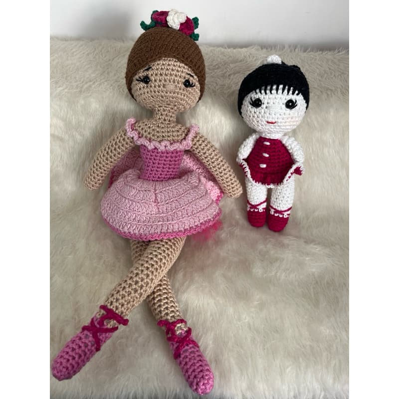 PRONTA ENTREGA Boneca Bailarina em Crochê Amigurumi Pelúcia Bonequinha
