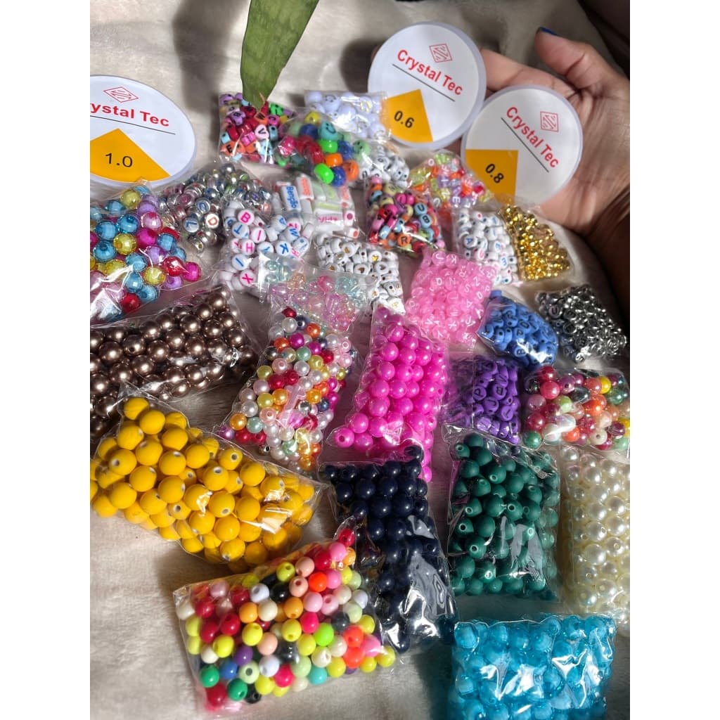 Kit Miçangas Mix 1000 Peças Para Pulseiras Com Fio de Silicone 10 Metros