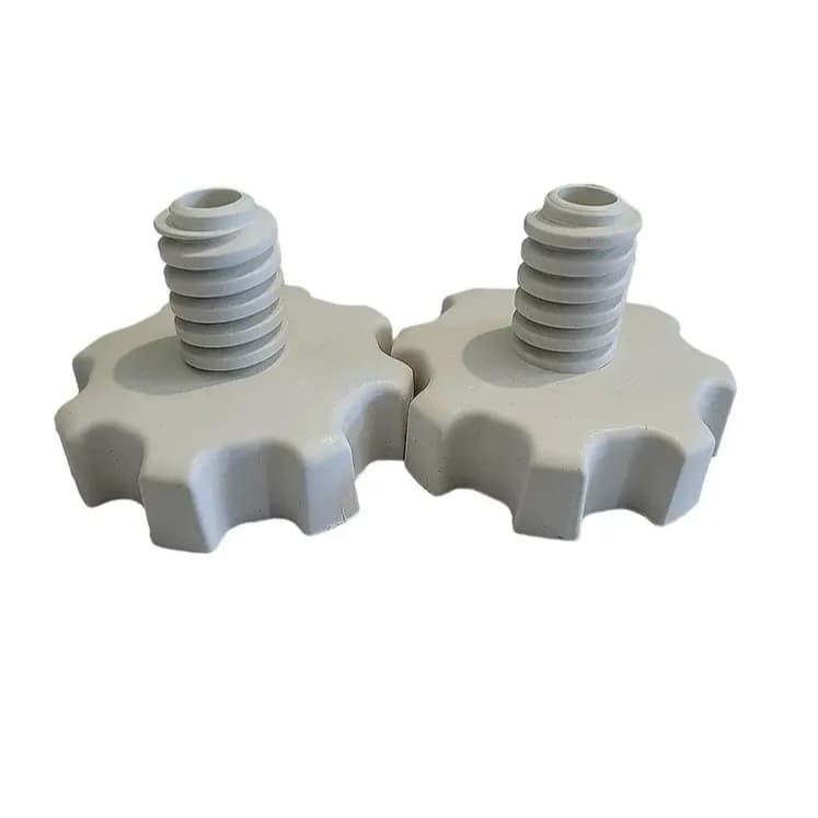 KIT PÉS PARA GELADEIRA BRASTEMP  BRANCO BAIXO PARAFUSO DE PLÁSTICO.