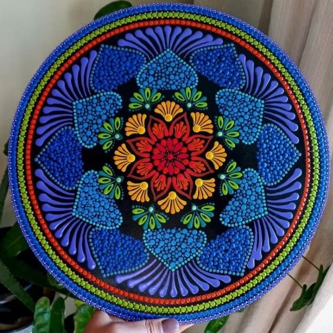 Mandala, Pintura Pontilhada em MDF 35 cm, feito à mão.
