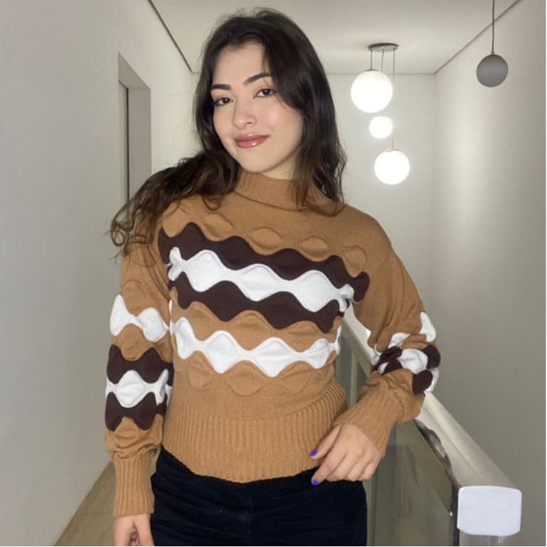 Blusa Tricot Feminina Gola Alta Manga Longa Detalhe em Alto Relevo 3D Moda Outono/Inverno Tricô