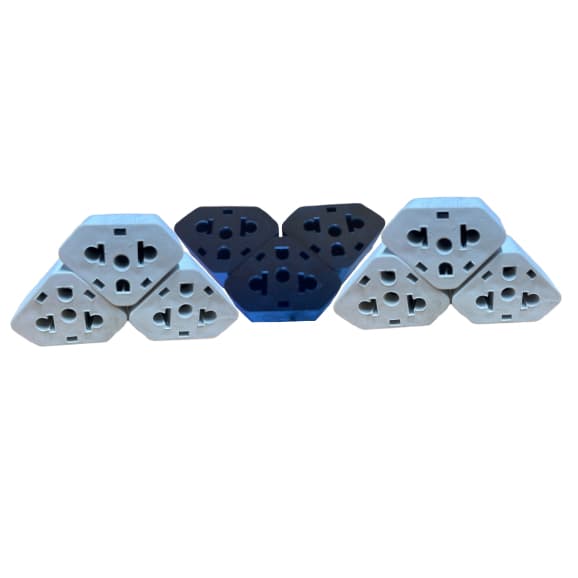 Adaptador Benjamim Pino Triangulo Latonado Tomada 10 e 20A 250v