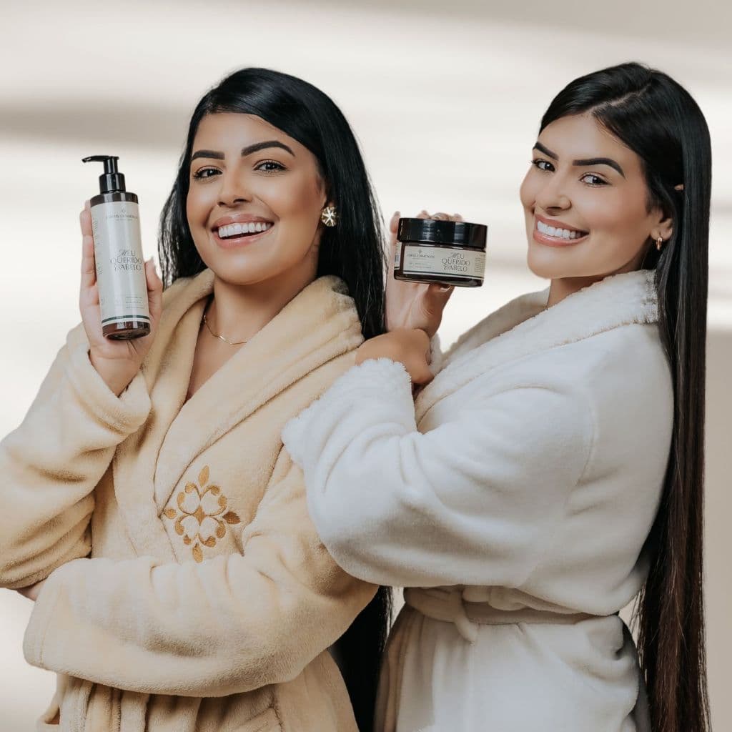 Kit Dupla Hidratação Cabelos Ressecados | Shampoo 250ml + Máscara 250g | Tratamento Capilar