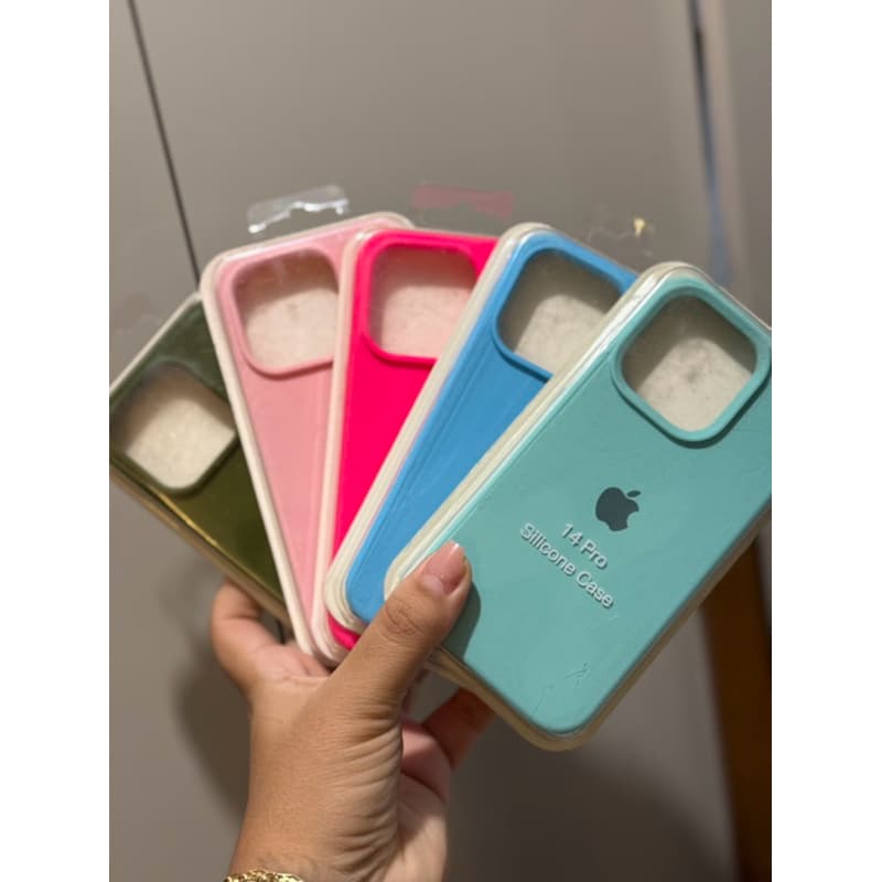 Capinha Para iPhone 14 Pro Silicone Premium – Varias cores e Proteção com Estilo!