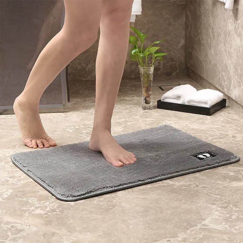 Tapete De Banheiro Antiderrapante Absorvente Soft Macio Secagem Rápida 60x40cm