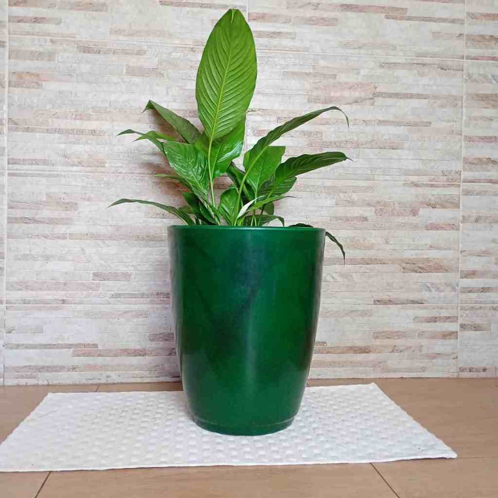 Vaso para Plantas Coluna Bojo Marmorizado Polietileno Ecológico Sala Jardim Moderno Luxo 28x25 cm - SANTA PALHA DECOR