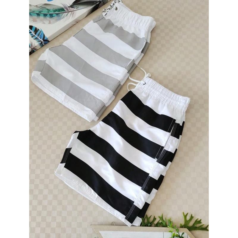 Kit 2 short de praia masculinas infantil estampadas listra enviar aleatoriamente