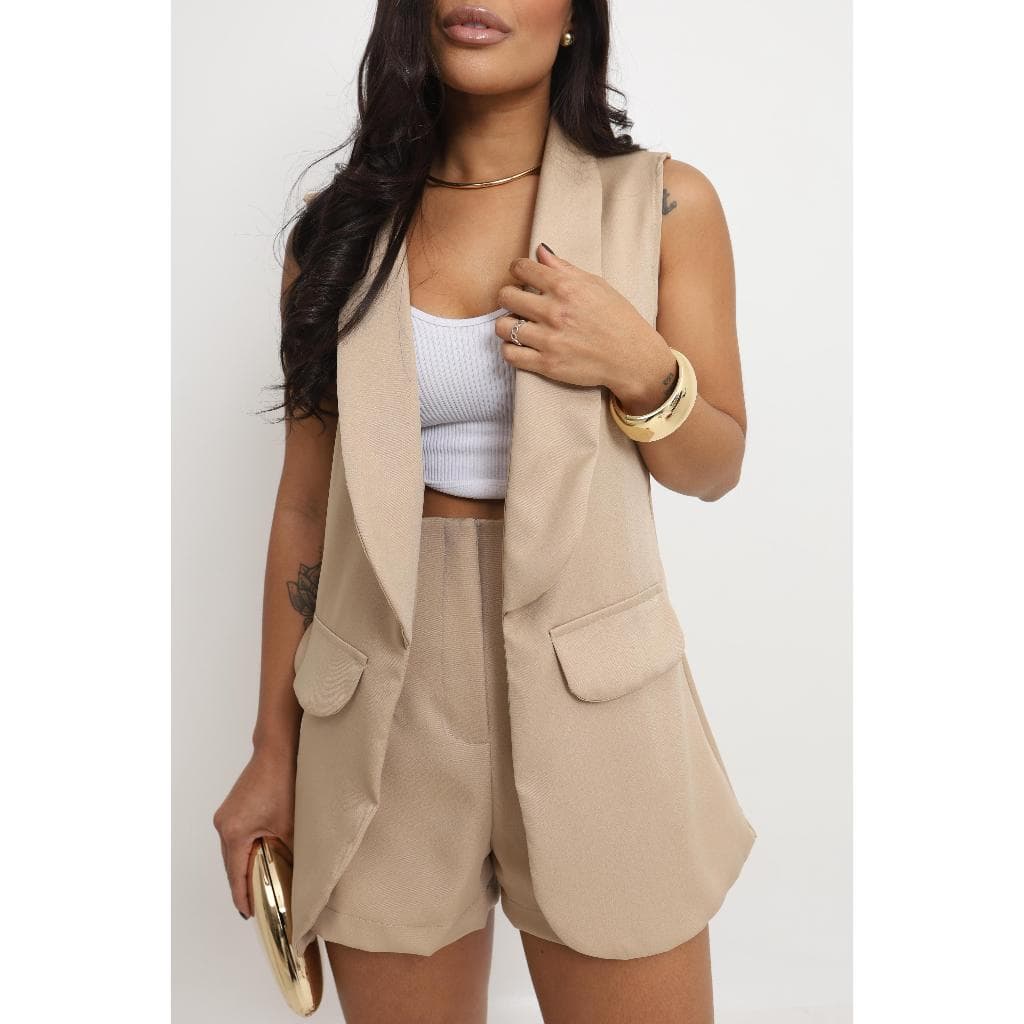 Conjunto Feminino Alfaiataria Colete E Short