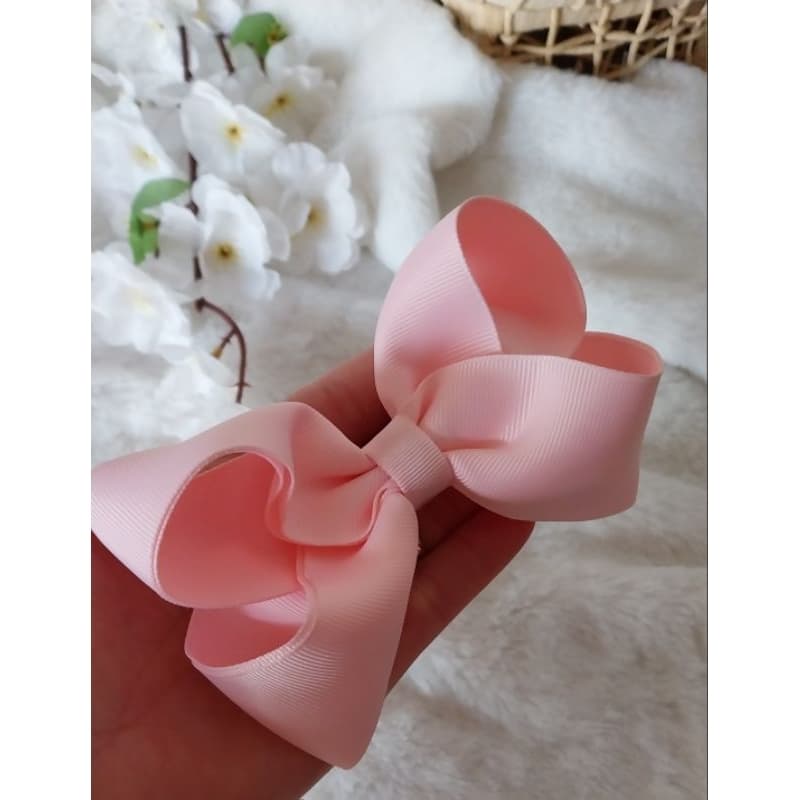 🍬 Laço Marshmallow no bico de pato, fita dupla de gorgurão  – Feito artesanalmente.  | 12cm aprox.