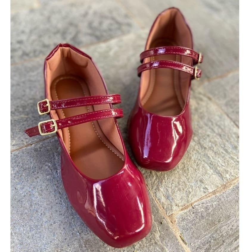 Sapatilha Mary Jane Feminina Verniz Marsala 2 Fivelas Bico Quadrado 0060 Elegante