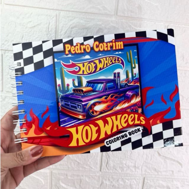 Livro de Colorir Hot Wheels Capa Dura Personalizada com Nome 50 Desenhos 180g Artesanal