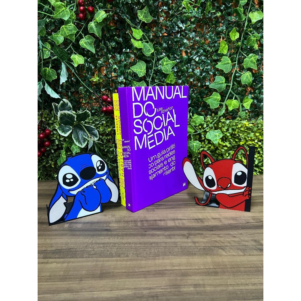 Aparador de livros / porta livros / stitch / 3D / stitch casal / pronta entrega