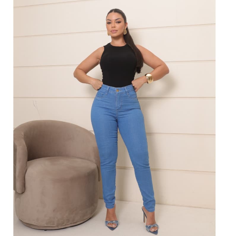 Calça Jeans Feminina Skinny Básica Com Lycra Cintura Alta Corte Moderno Empina Bumbum.