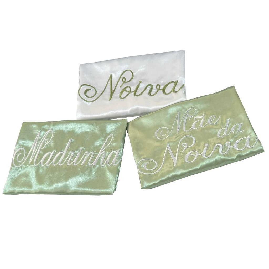 kit com 6 robes, sendo 1 plus size, bordado frases de casamento, noiva, mãe da noiva, mãe do noivo, madrinha, etc