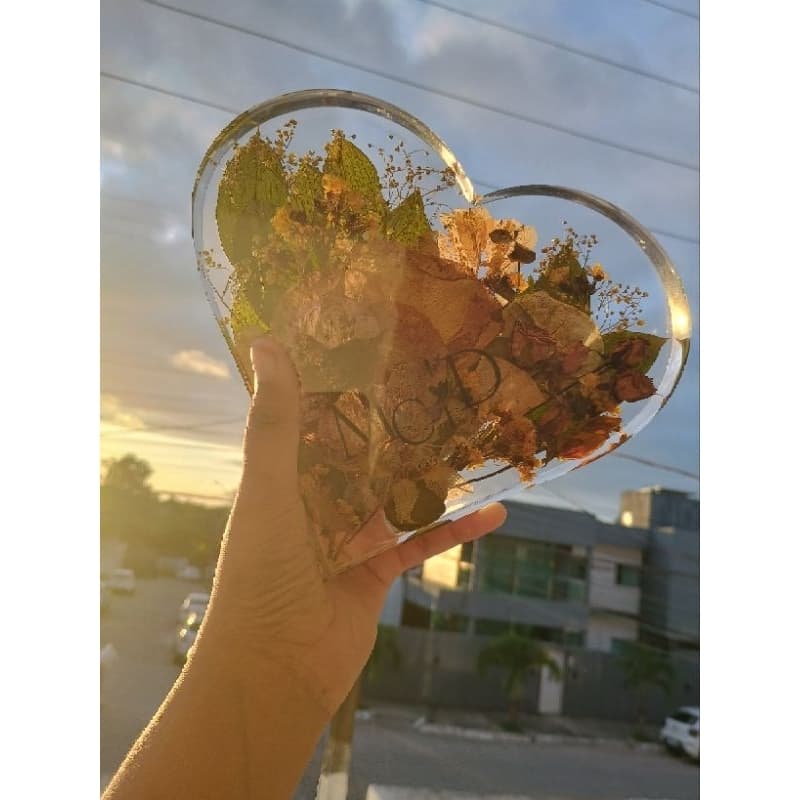 Eternização Coração de resina personalizada em resina coração ou quadrado (Maternidade, Flores, Buquê, Pet, Foto)