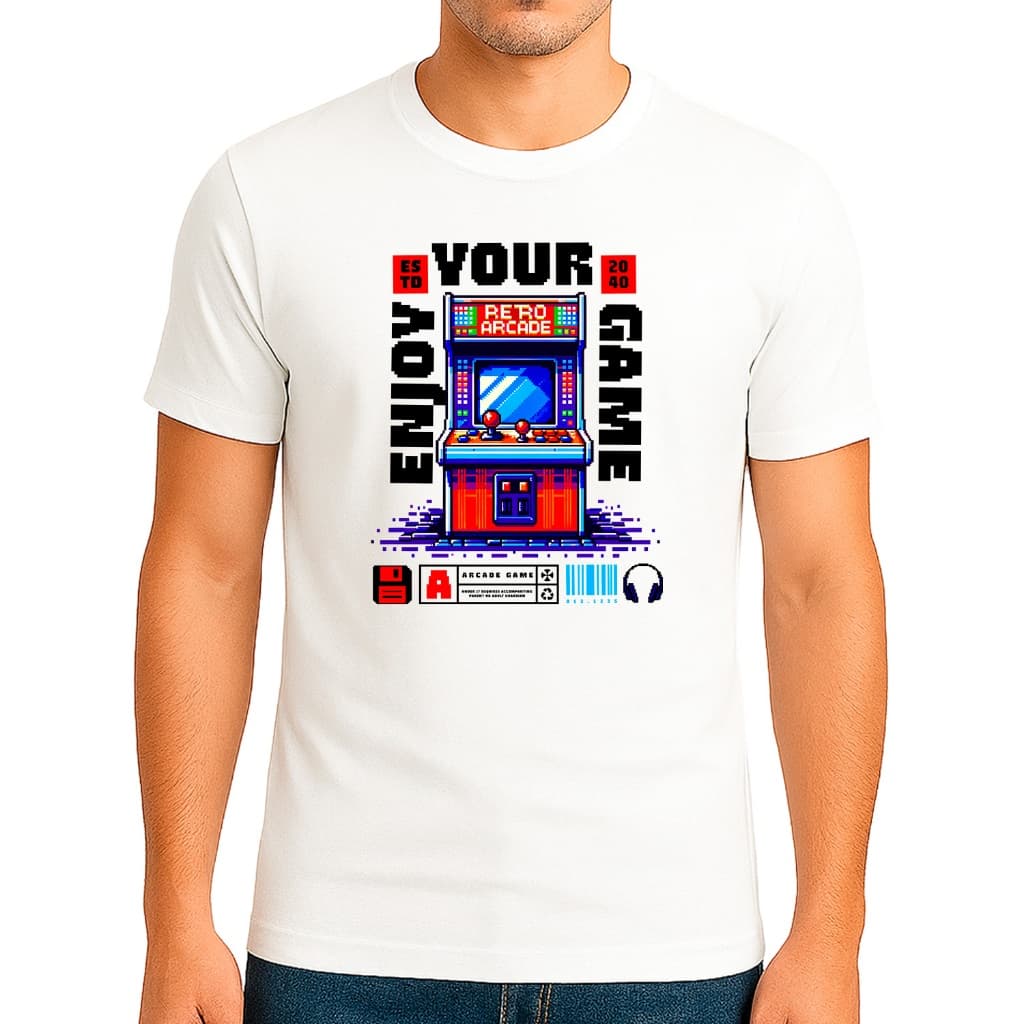 Camiseta Masculina Geek Your Game – Arcade Retrô Pixel Art em Algodão Premium