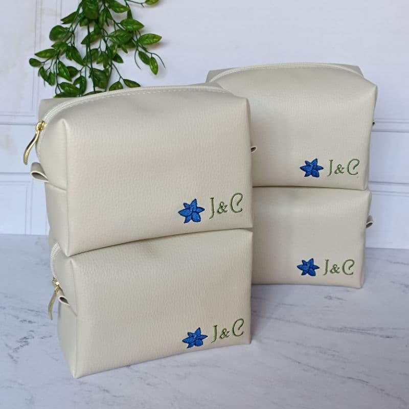 Kit 20 necessaires personalizadas