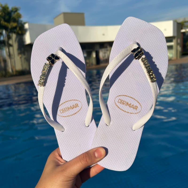 Chinelo Feminino com Borboleta – Charmoso, Leve e Confortável para o Dia a Dia e Lazer