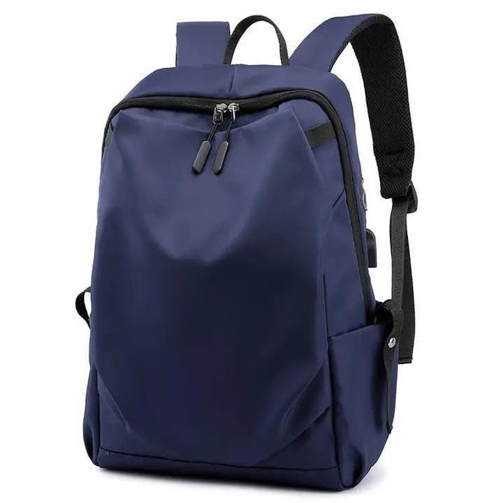 Mochila Masculina Impermeável com Entrada USB – Grande, Resistente e Ideal para Trabalho ou Viagem