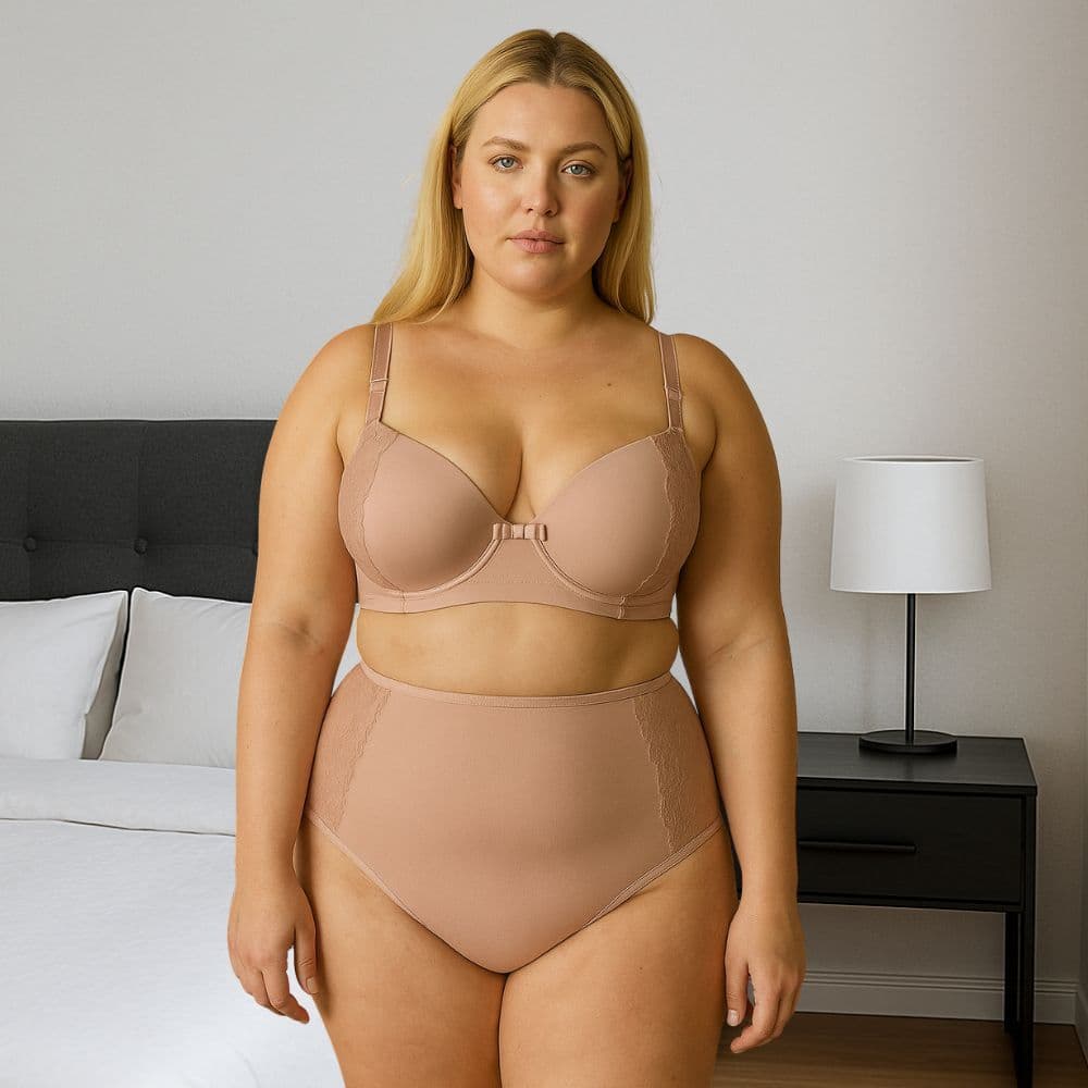 Conjunto Plus Size Sutiã Reforçado Bojão e Calcinha Cós Alto Dani
