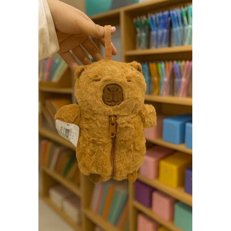 Estojo de Pelúcia Capivara com Zíper /Porta-moedas/Necessaire