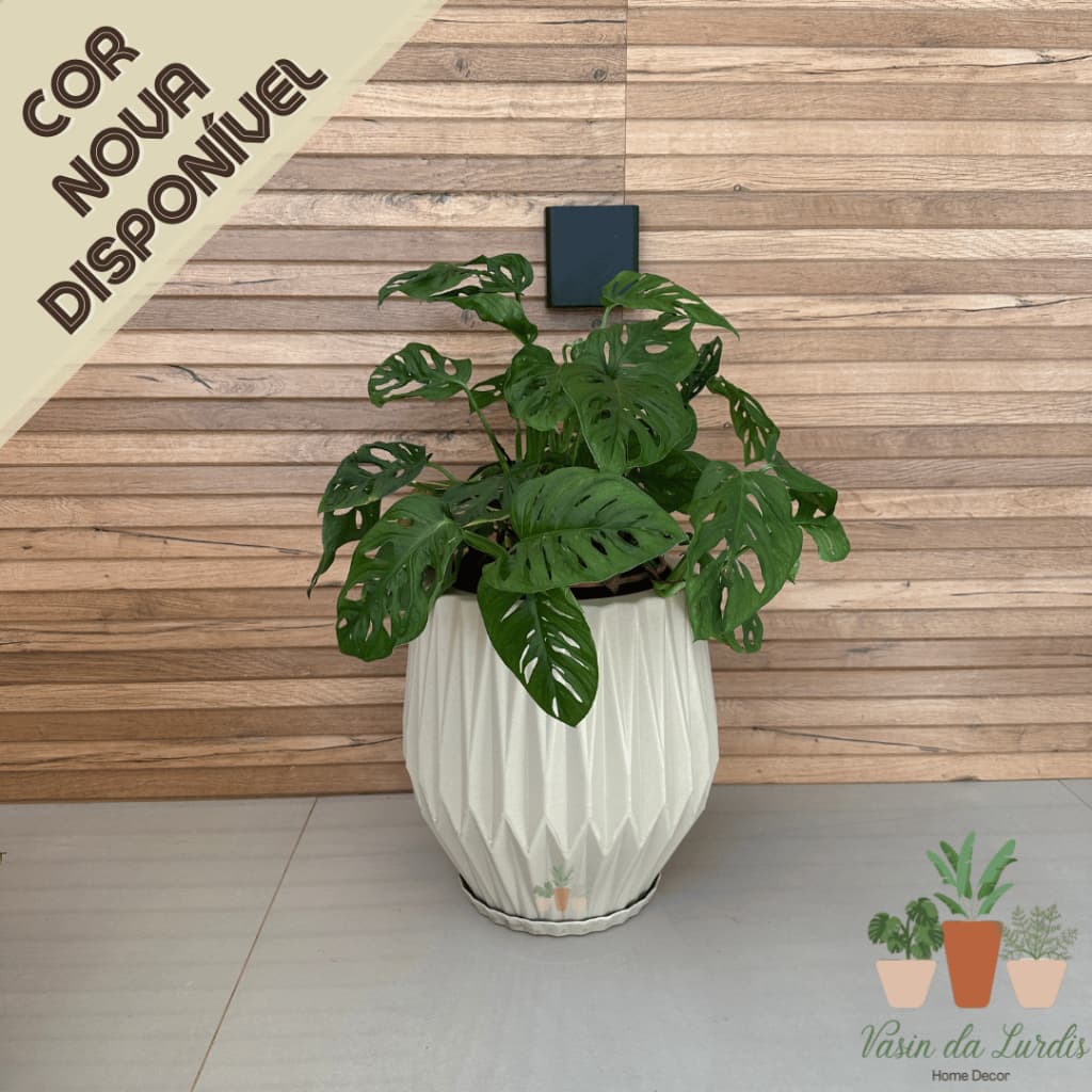 Vaso De Planta Modelo Origami Altura 38cm, Sala Varanda Jardim. Ideal para ambientes internos e externos.