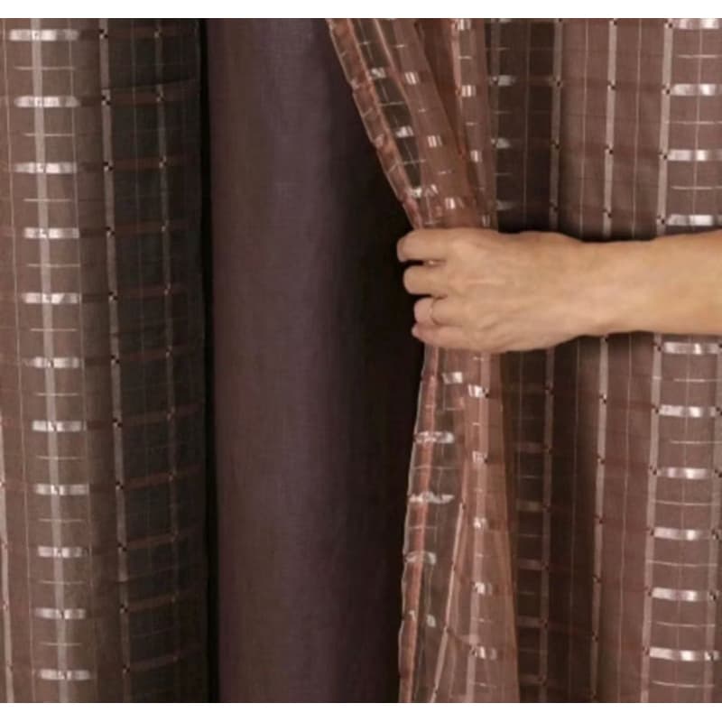 Cortina para Janela com Blackout e Organza Xadrez Veda 100% a Luz