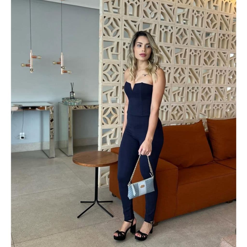 CALÇA FEMININA EM PONTO ROMA – CONFORTO E ESTILO EN CADA DETALHE (03)