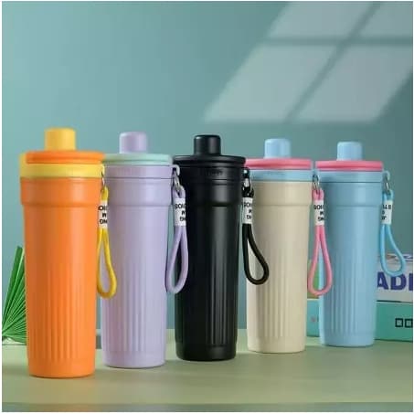 Garrafa Copo Térmico Com Alça De Aço Inox Com Canudo 600ml (25311)