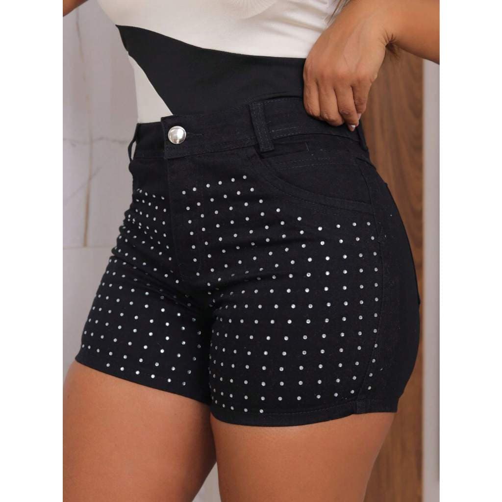 Short Tradicional Preto com Brilho Feminino Casual Chic Elegante Versátil e Moderno