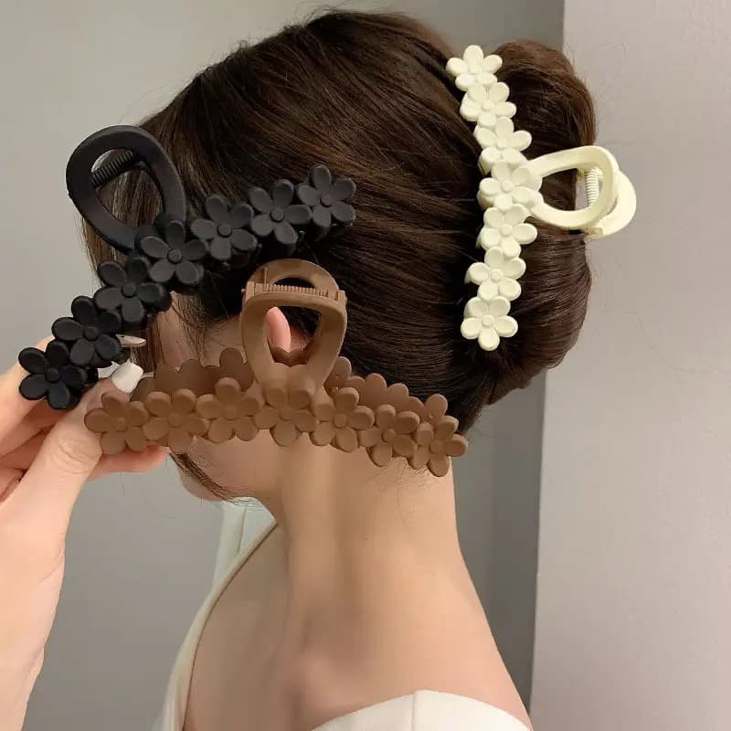 Presilhas de luxo para cabelo kit 3 piranhas tons neutros cores elegantes e formatos exclusivos para garotas modernas