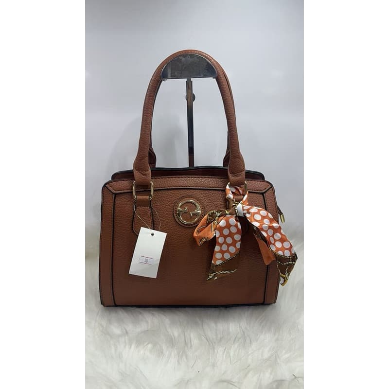 Bolsa Feminina Com Alça Lateral Transversal Faixa de Mão De Couro com lenços 20