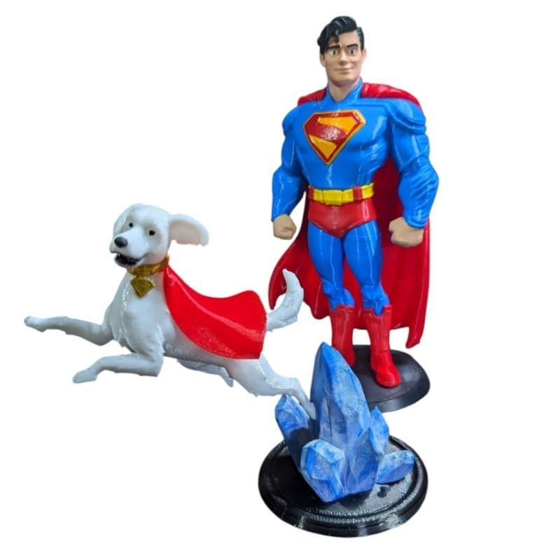 Boneco Superman e Krypto colecionável