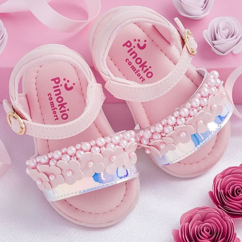 Sandália Bebê Menina Pinokio Flores e Pérolas Confortável Batizado Brilho Delicada Casual