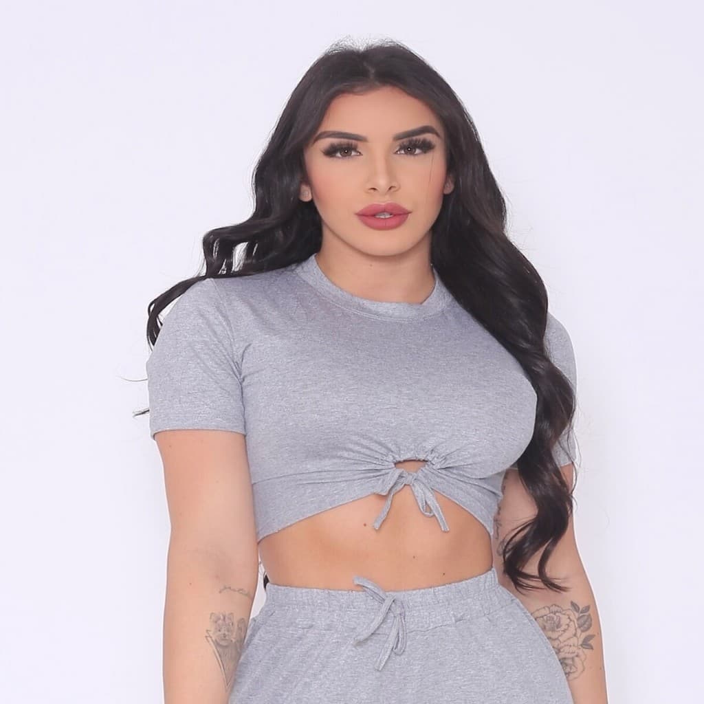 Blusa Feminina Cropped detalhe de amarrar ref. 19